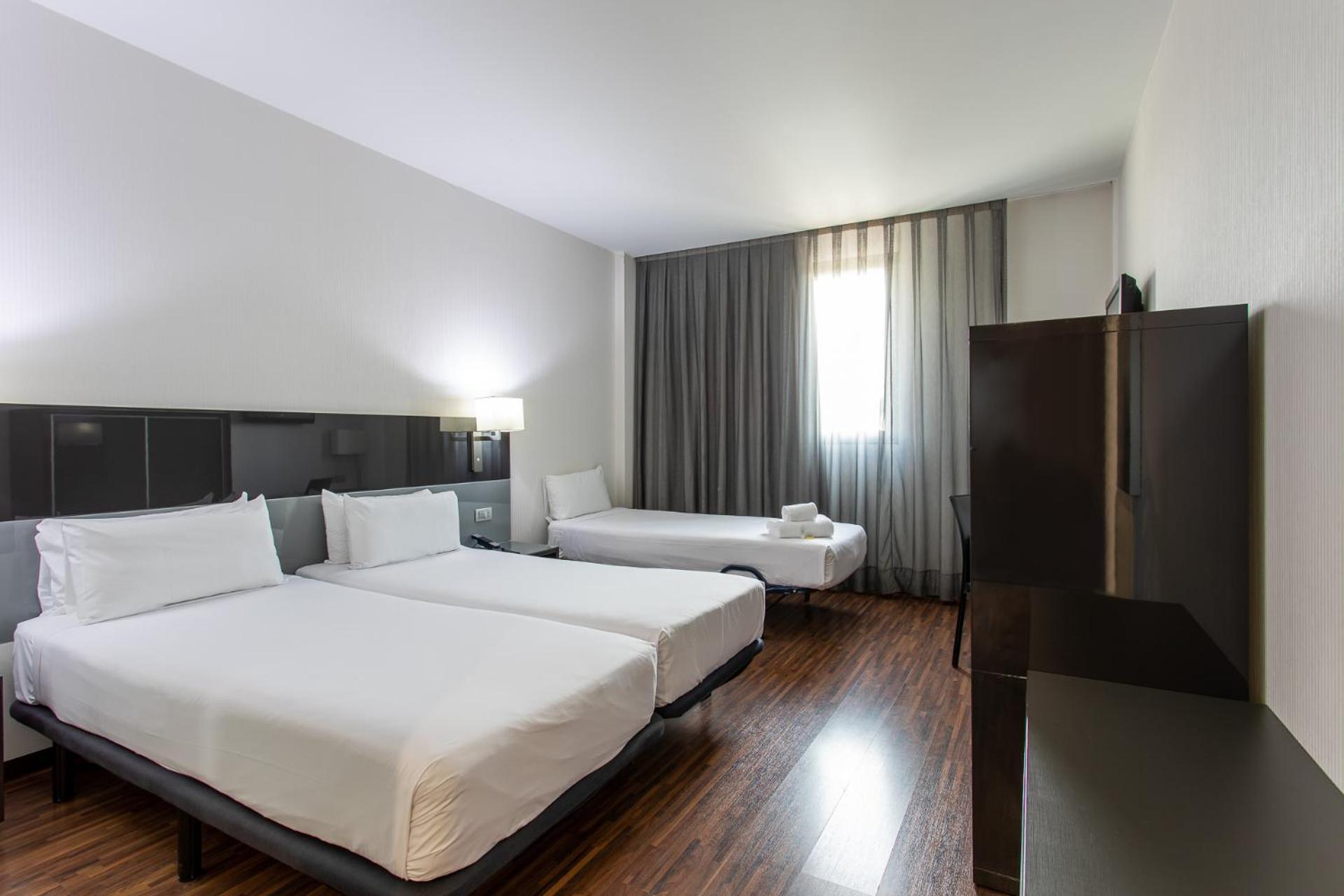 Hotel Ciudad De Mostoles Dış mekan fotoğraf