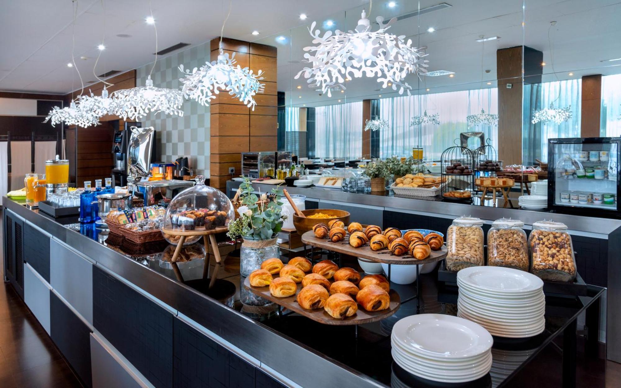 Hotel Ciudad De Mostoles Dış mekan fotoğraf